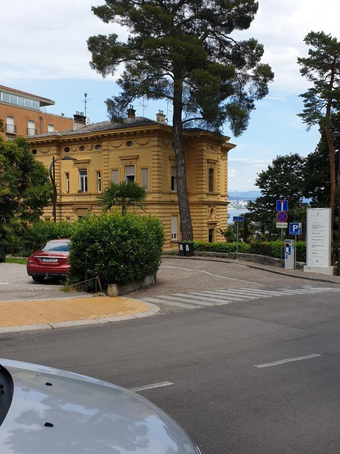 Apartment Sea Promenade - Opatija Center Bagian luar foto