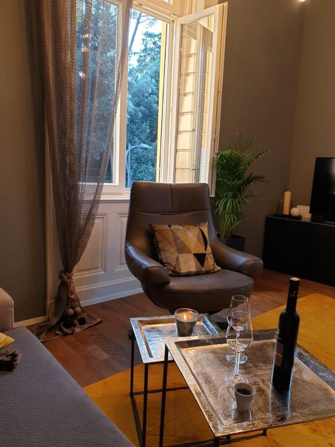 Apartment Sea Promenade - Opatija Center Bagian luar foto